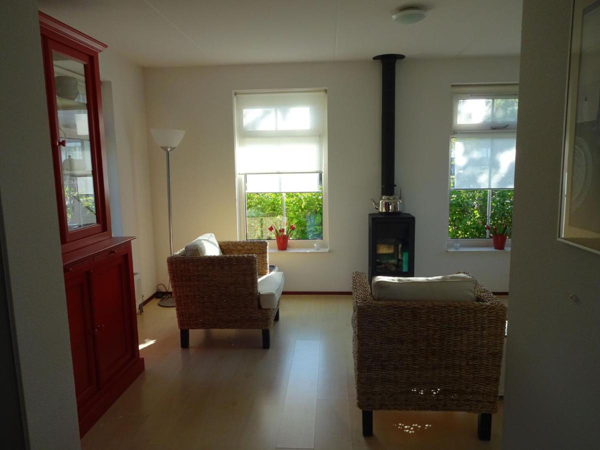 Attractive Holiday Home With Jetty Steendam Εξωτερικό φωτογραφία